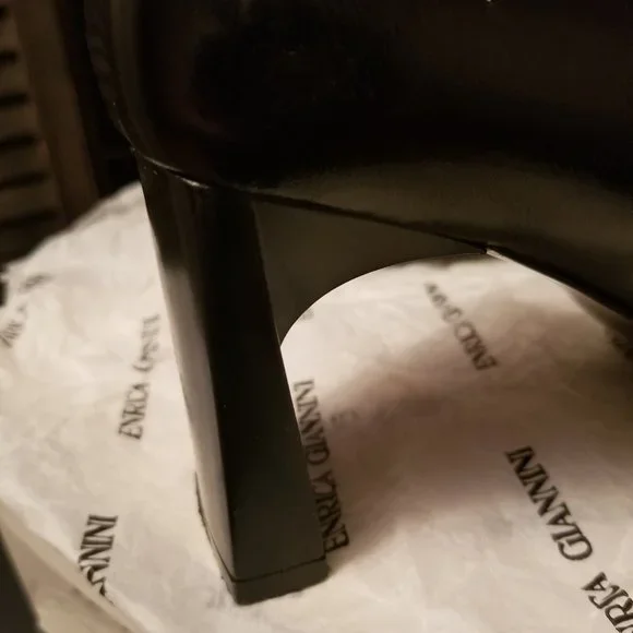 High heels - Picture 6 of 6